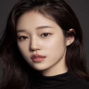 Roh Yoon-seo